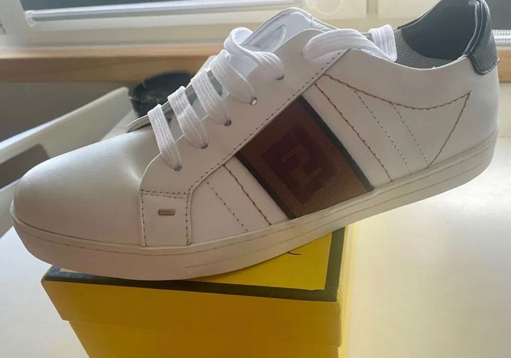 FENDI , 41 размер, чисто нови