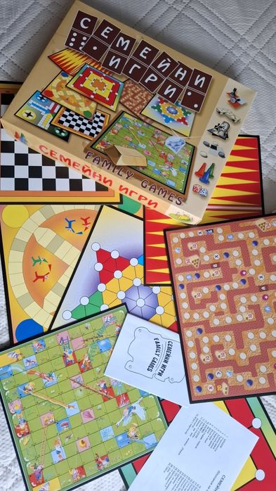 Семейни игри - нова занимателна настолна игра с 28 семейни игри