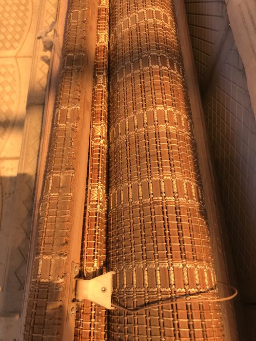 Жалюзи для окна