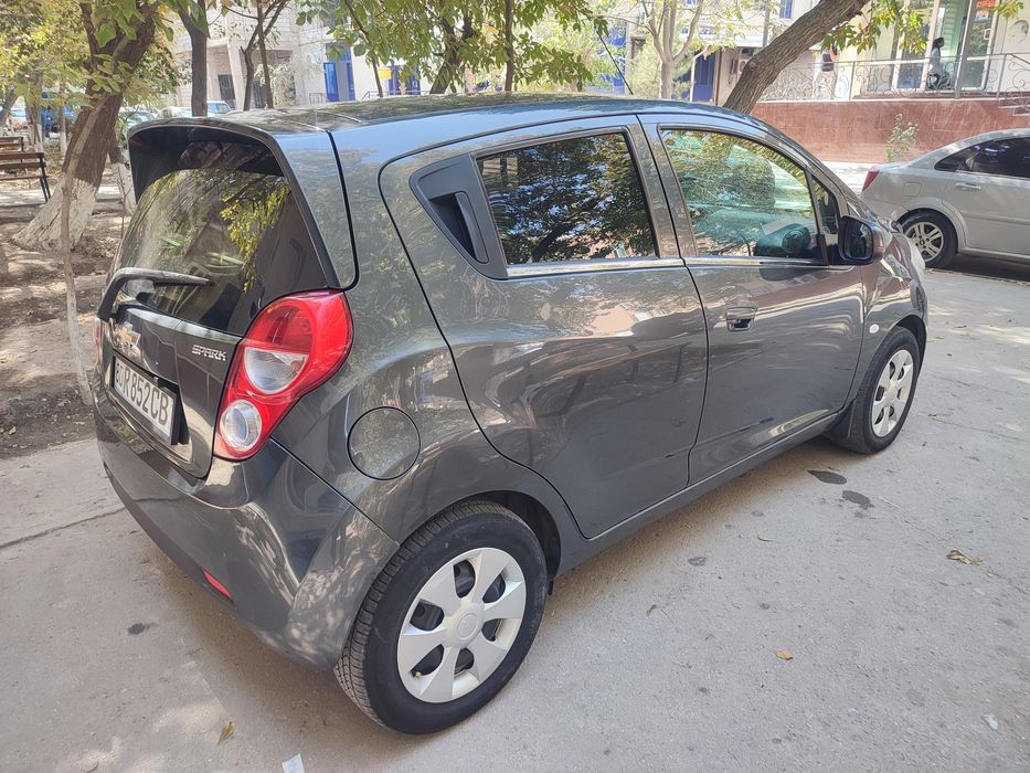 Спарк сотилади срочно