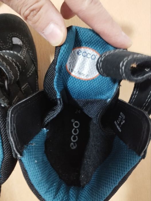 Детские сапожки.