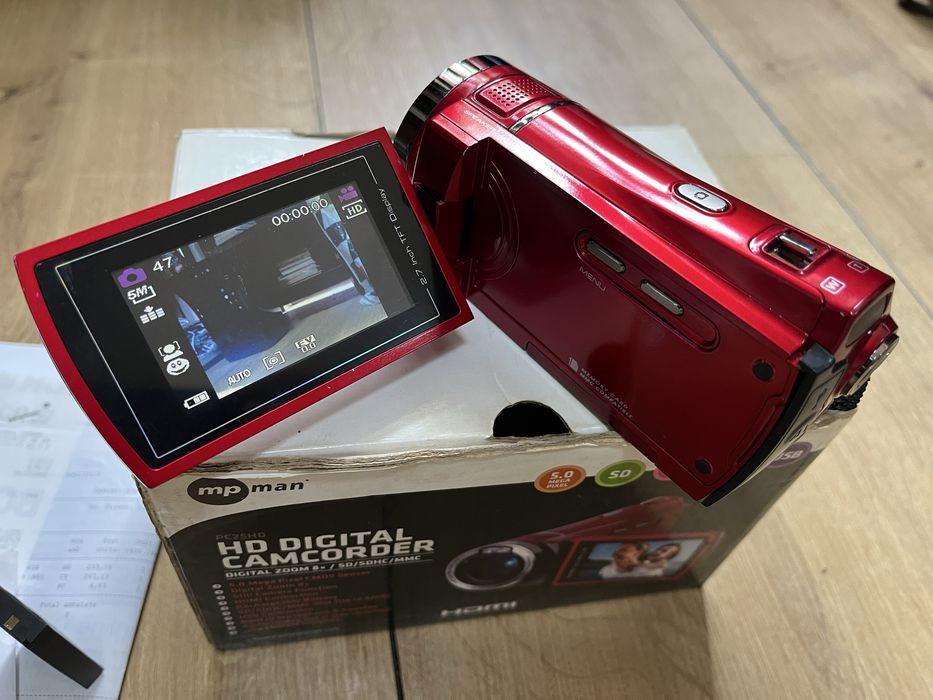 Camera video digitala noua, nefolosita, film, filmare