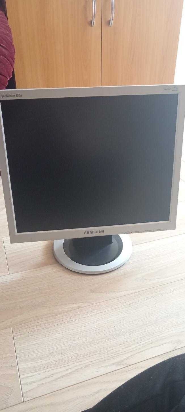 Gamer PC  RX 580 8GB, 16GB RAM, SSD+HDD 2TB