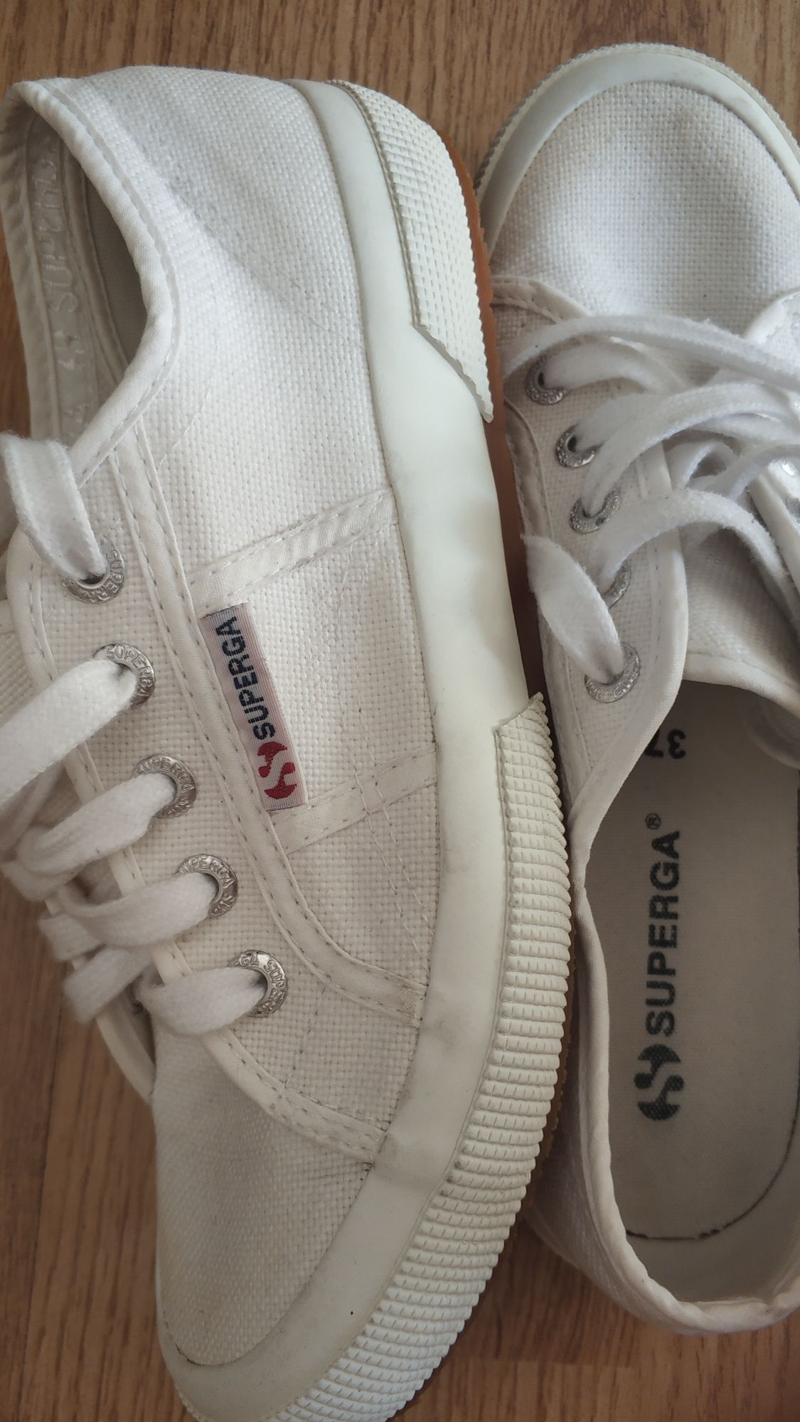 Гуменки  бяли SUPERGA