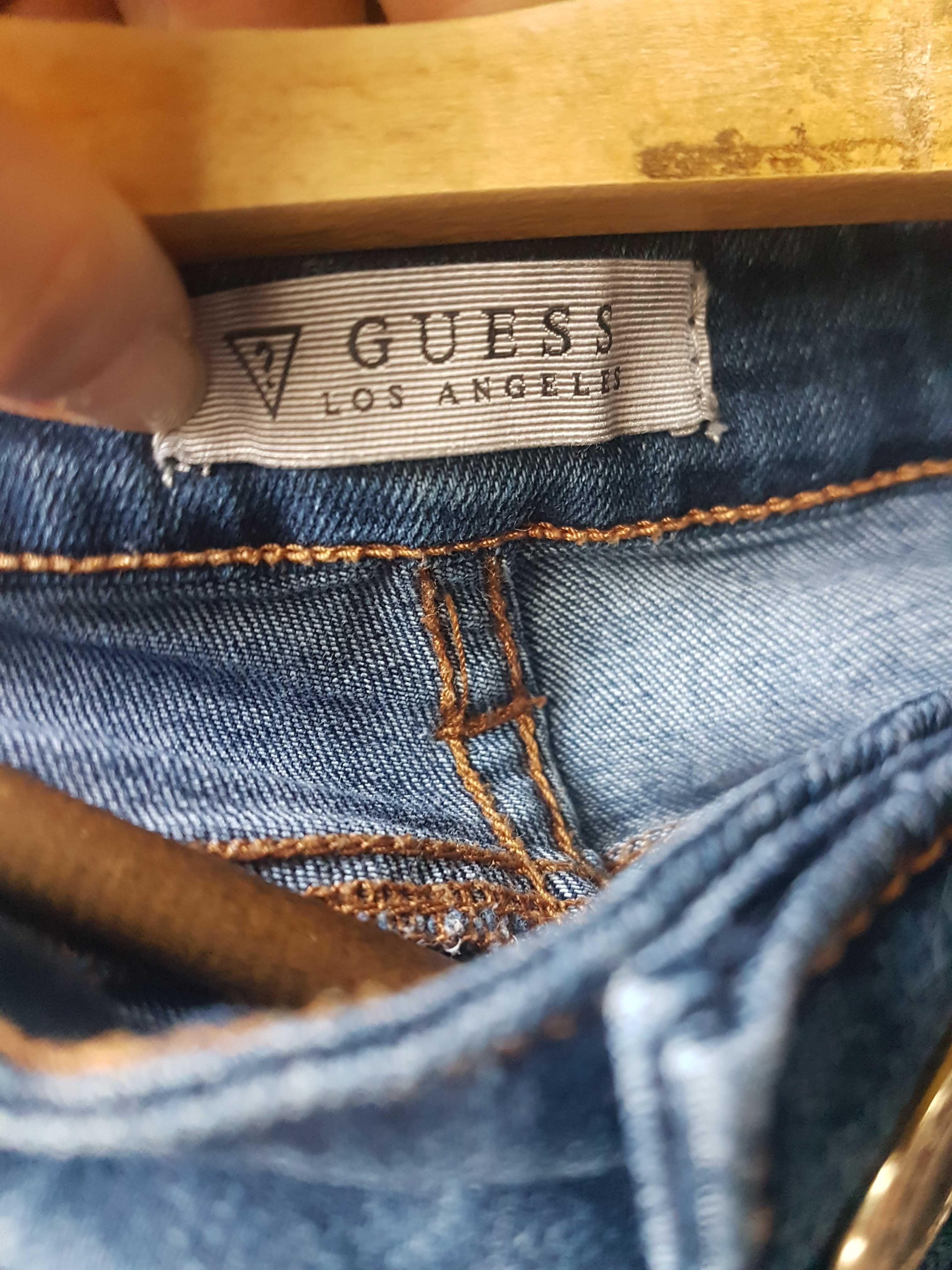 Оригинални дънки Guess, нови, С-ХС