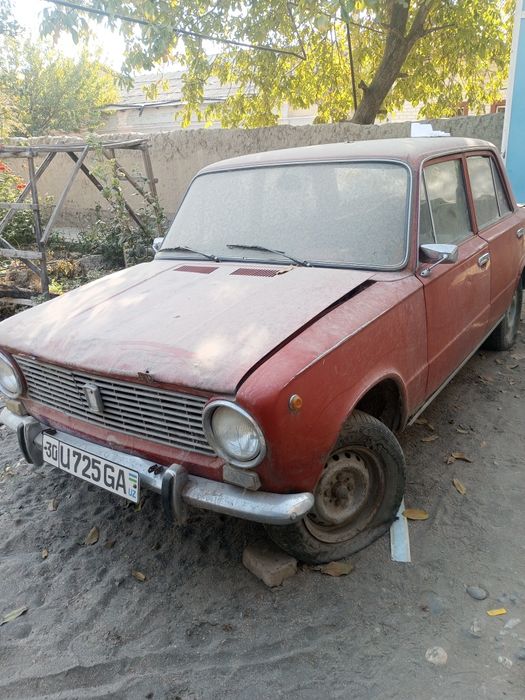 Жигули 1978 йил ситлади