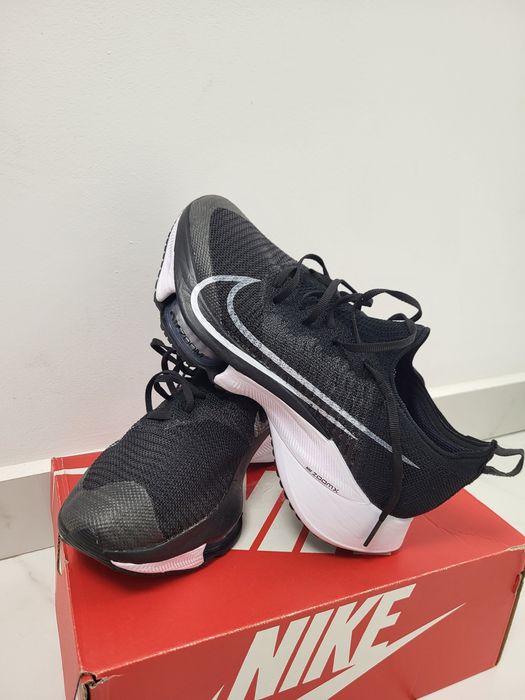 Adidasi Nike zoom X marimea 41  NOI