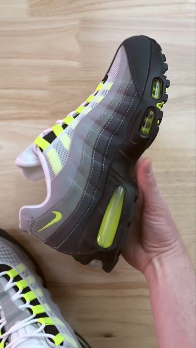 Nike Air Max 95 Neon