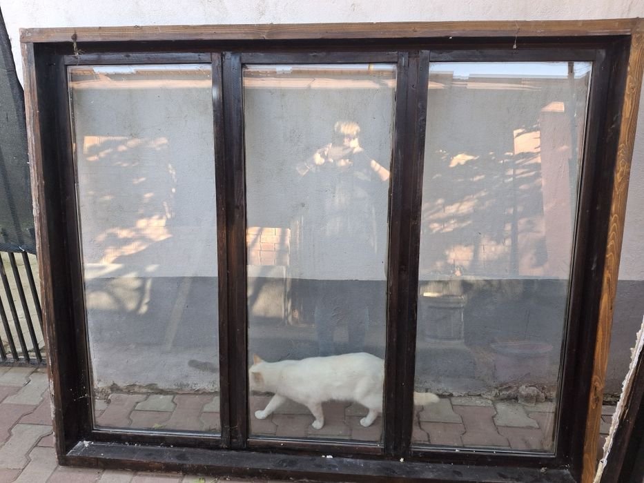 Ferestre,geam termopan pe toc de lemn,1.42x1.75,1.42x0.80,stare buna