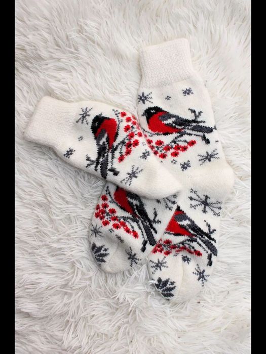 Комплект варежки и носки "Снегири"