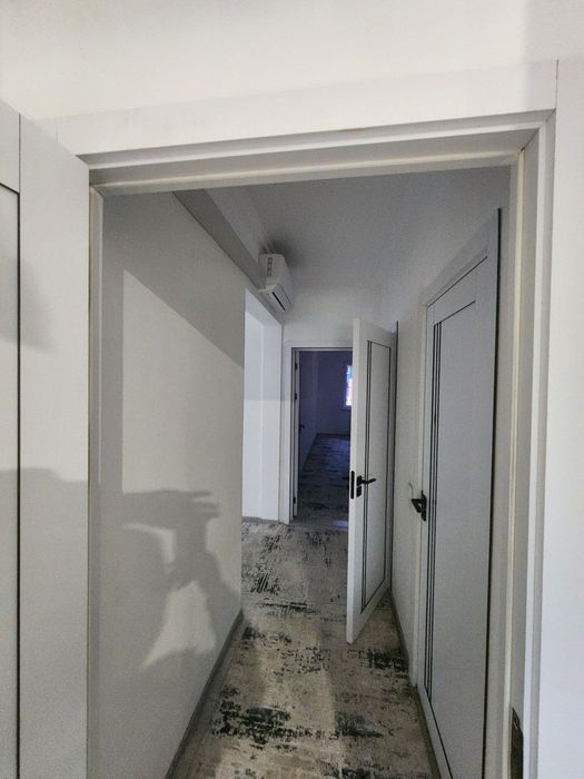 Buyuk ipak yoʻli metrosi Parkent bozori 2 daqiqa Arenda