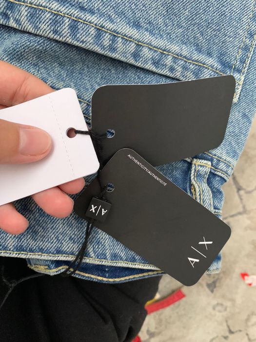 Blugi Armani Exchange noi