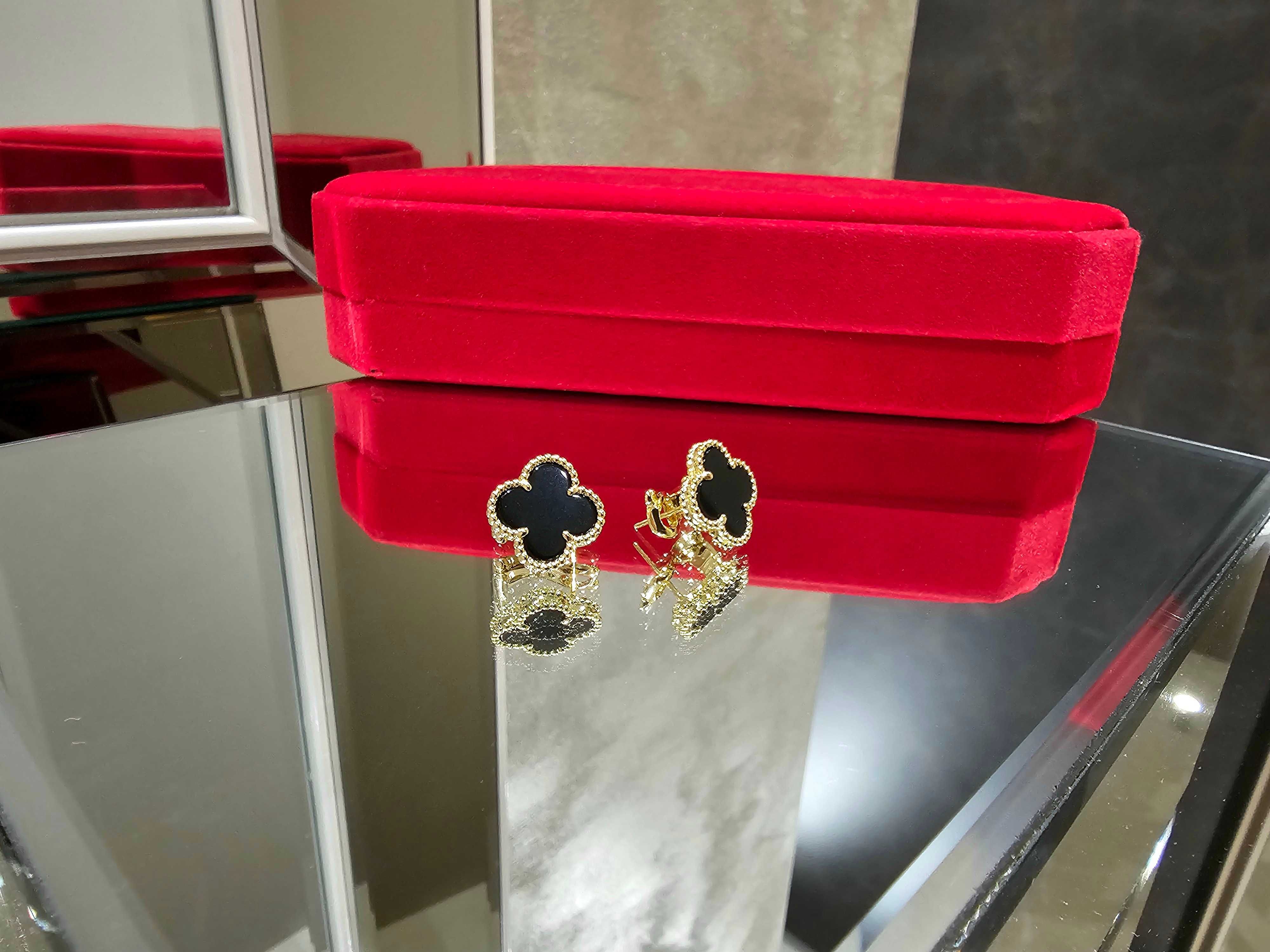Van Cleef & Arpels VCA Gold Black Onyx Alhambra Clover Дамски Обеци