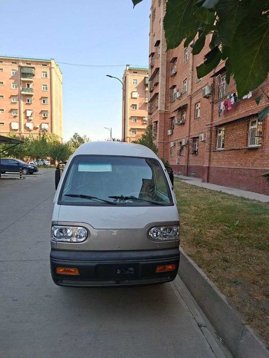 Продаётся автомобиль Дамас