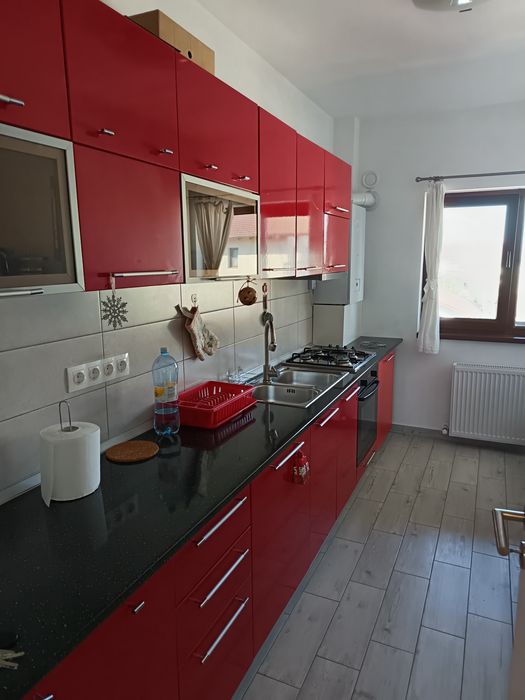 Vând garsoniera Sânpetru Residence