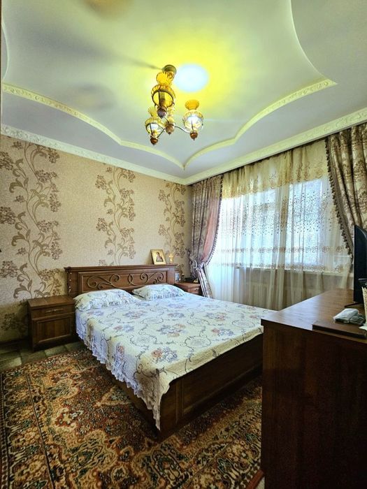 Продаётся трёхкомнатная кирпичная квартира с ремонтом на Юнусабаде 18