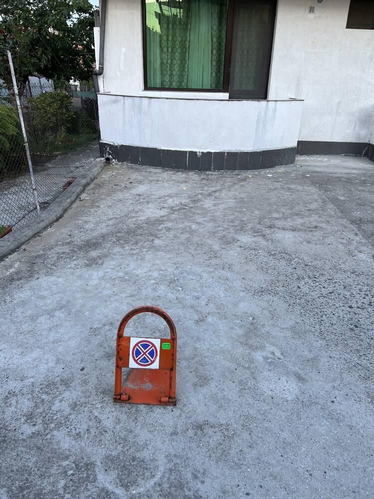 Тристаен апартамент в кв. Сарафово с включено паркомясто