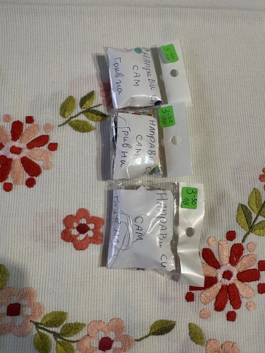 Ръчно изработени гривни