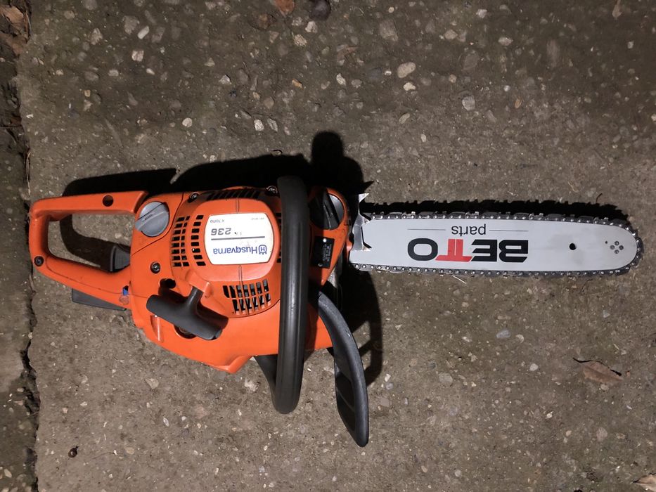 Husqvarna 236 моторен трион, резачка