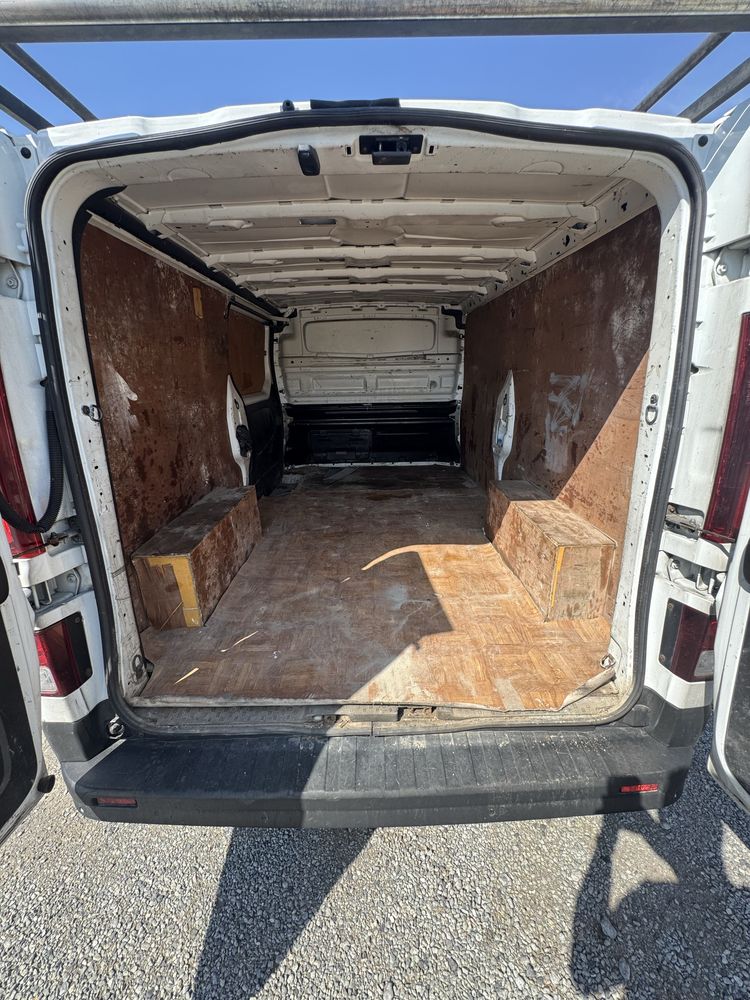 Renault Trafic 1.6dci120hp НА ЧАСТИ