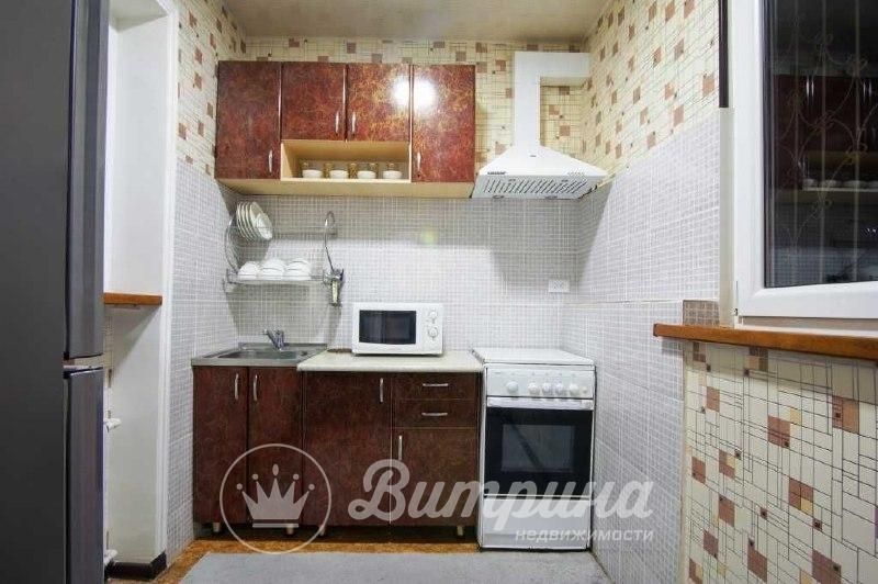 Сдам  в центре.  Метро Ойбек (Хуавей)