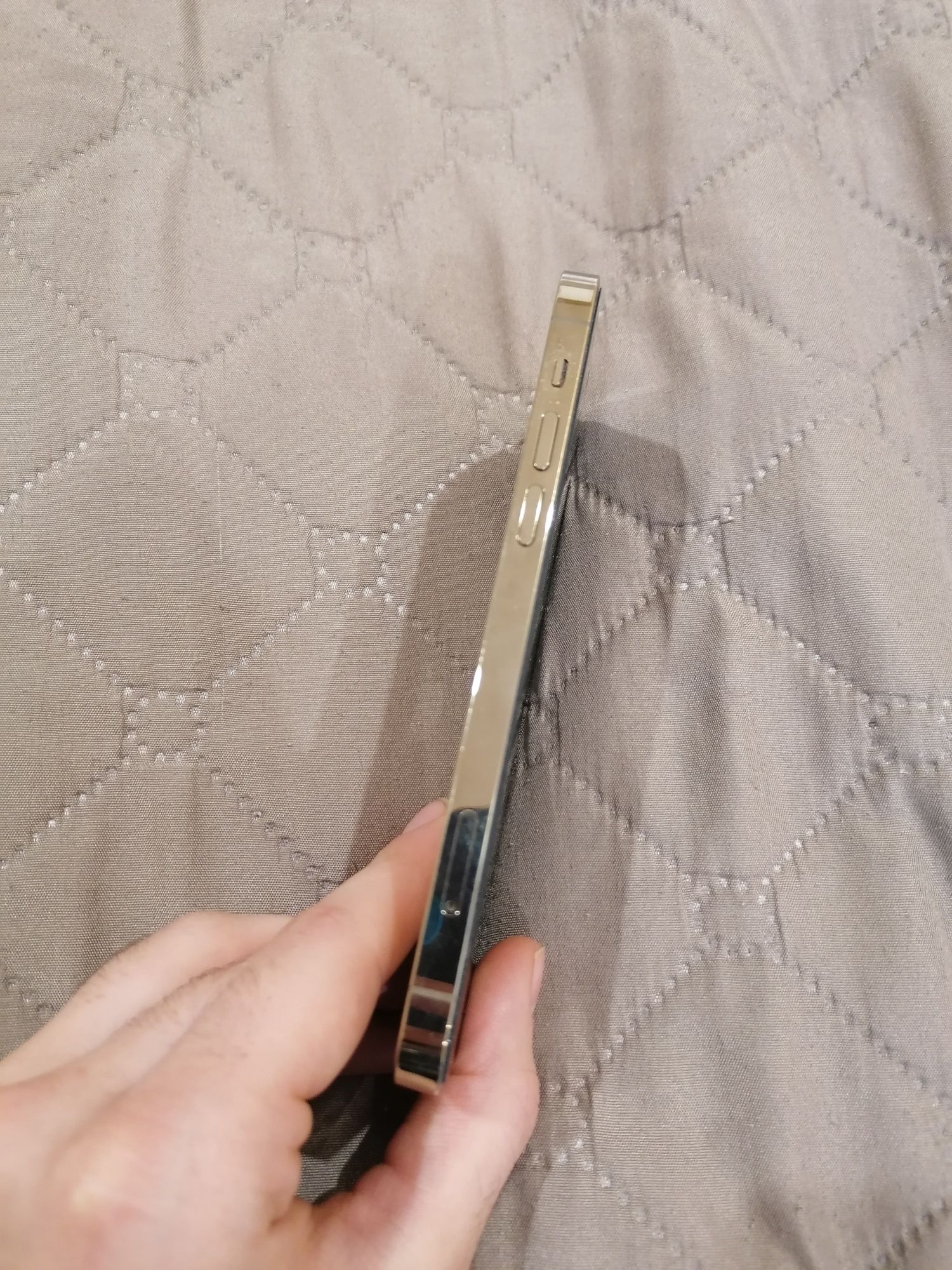 IPhone 12 Pro 256 GB Перфектен