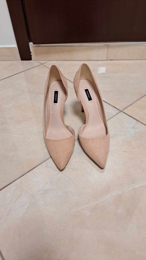 Дамски остри обувки - Mango