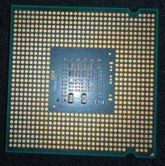 Vand Procesor Intel E3200 Dual Core, 2.40 GHz, in stare perfecta!