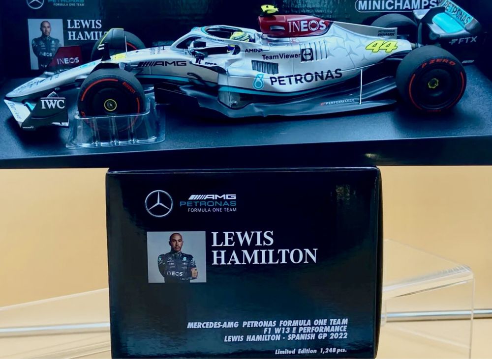 Macheta formula 1 f1 1/18 mercedes amg w13 Hamilton 2022