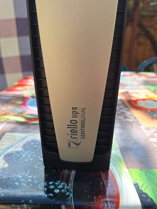Ups riello 1350w