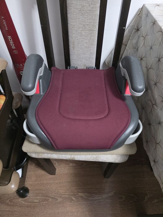 Vand scaun de masina pentru copii