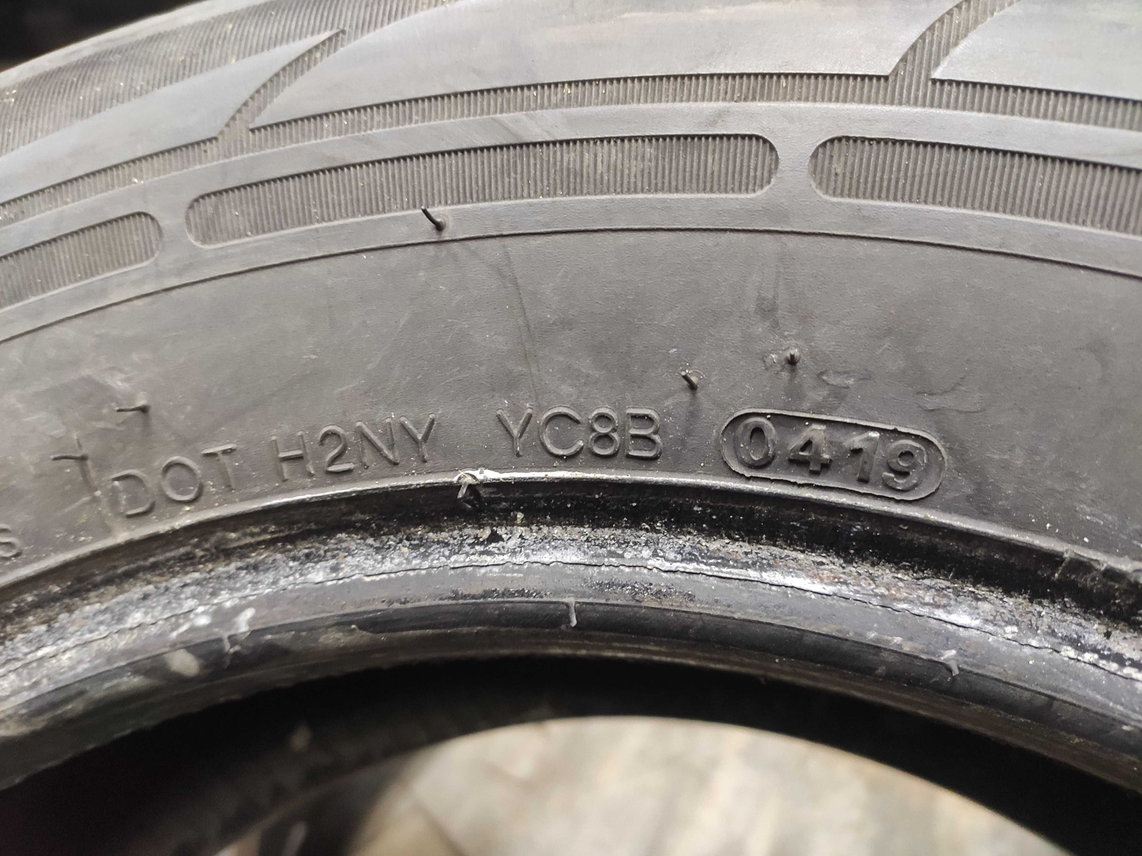 2бр Летни Гуми за БУС 215 65 16 С - Kumho