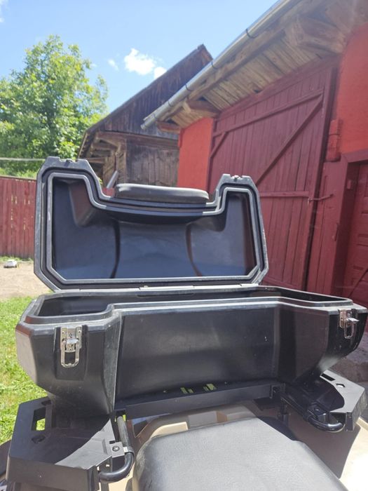Vând ladă Atv stare foarte buna!
Stare foarte bună!Capacitate :81 litr