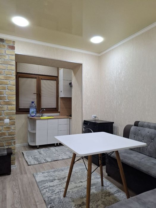 Срочно сдаётся люкс 1 ком квартира. На Чиланзаре  1 квартал