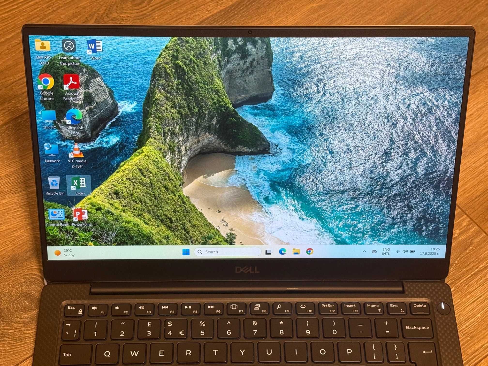 Dell XPS 9380 I5 8th gen/8RAM/256SSD