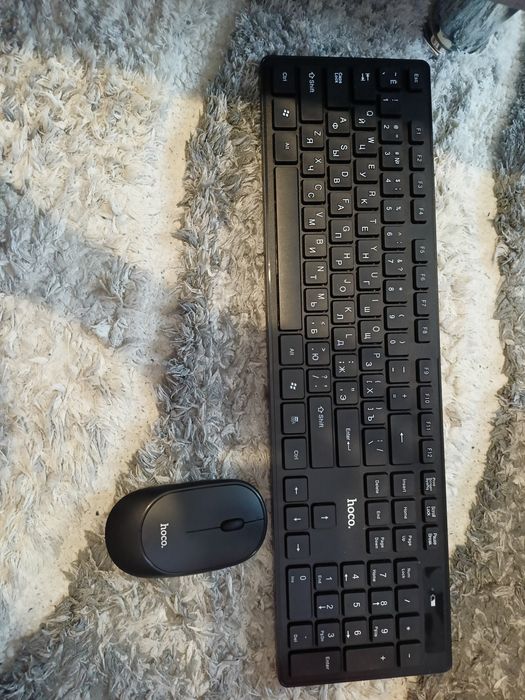 Продам клавиатуру и мышку за 5000