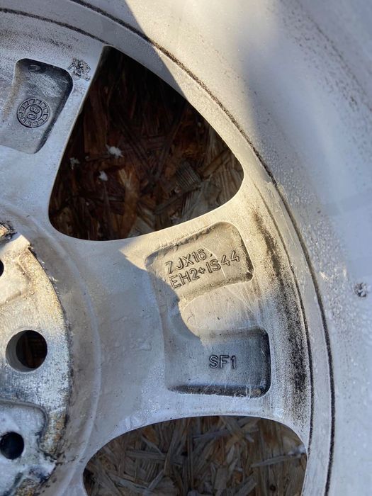 Оригинални джанти 16 за БМВ BMW със зимни гуми