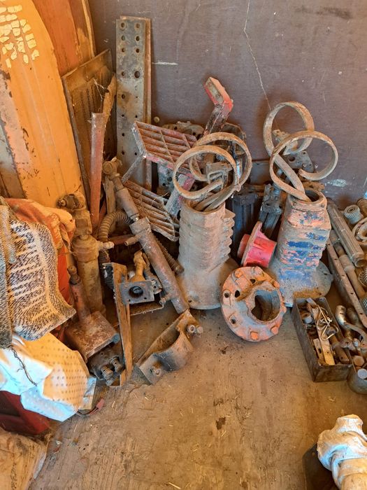 Piese ,rotii complete pentru tractor u650