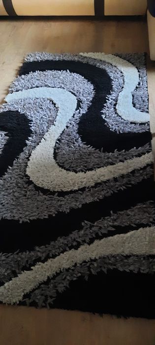 Продам коврики прикроватные.