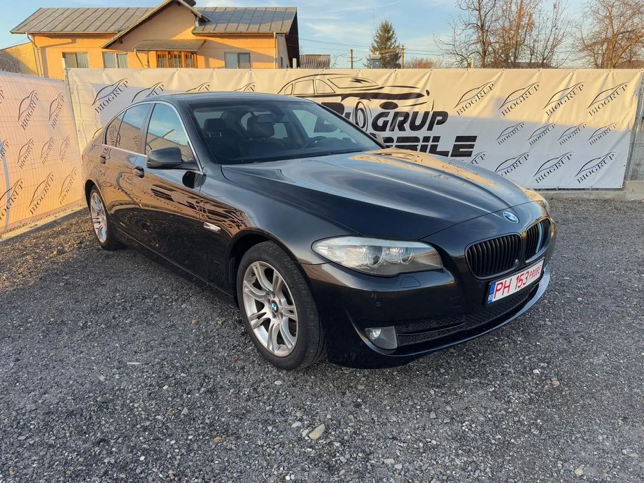 BMW Seria 5 520D automat Senzori fata-spate Moduri condus scaune semi-electrice