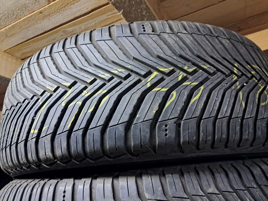 Anvelope second iarna 235 55 R18 Michelin