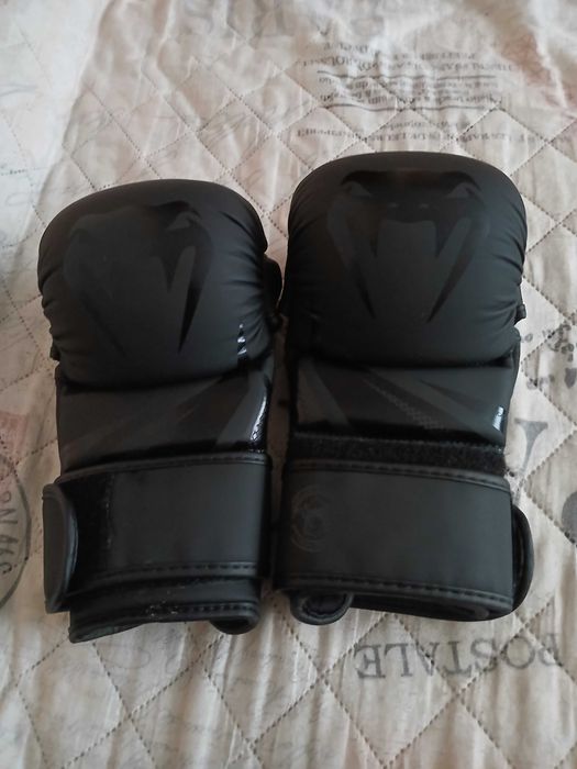 ММА ръкавици за спаринг VENUM 3.0