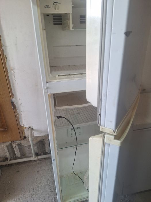 Холодильник в хорошем состоянии