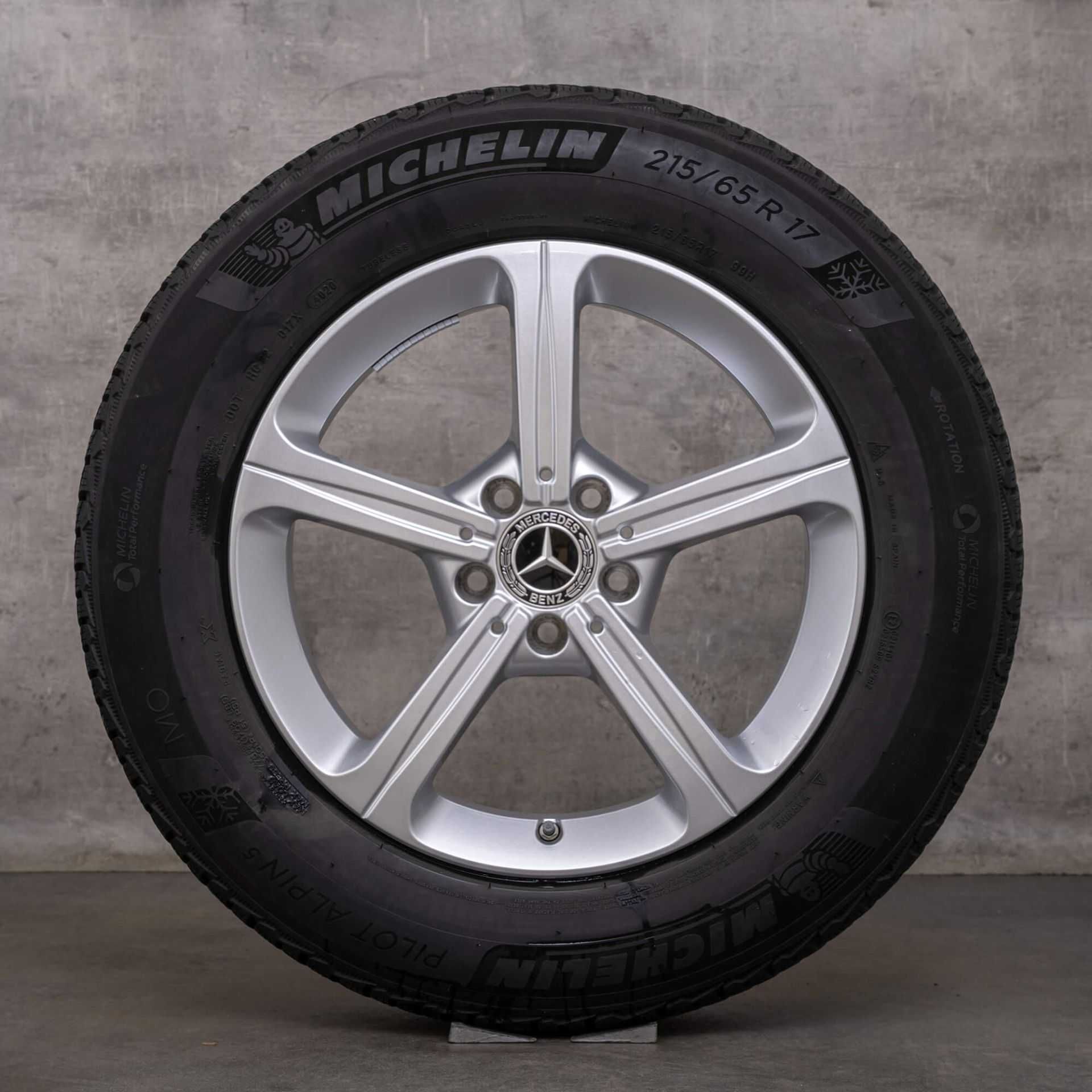 Jante 17” originale Mercedes cu anvelope M+S Michelin GLA/GLB