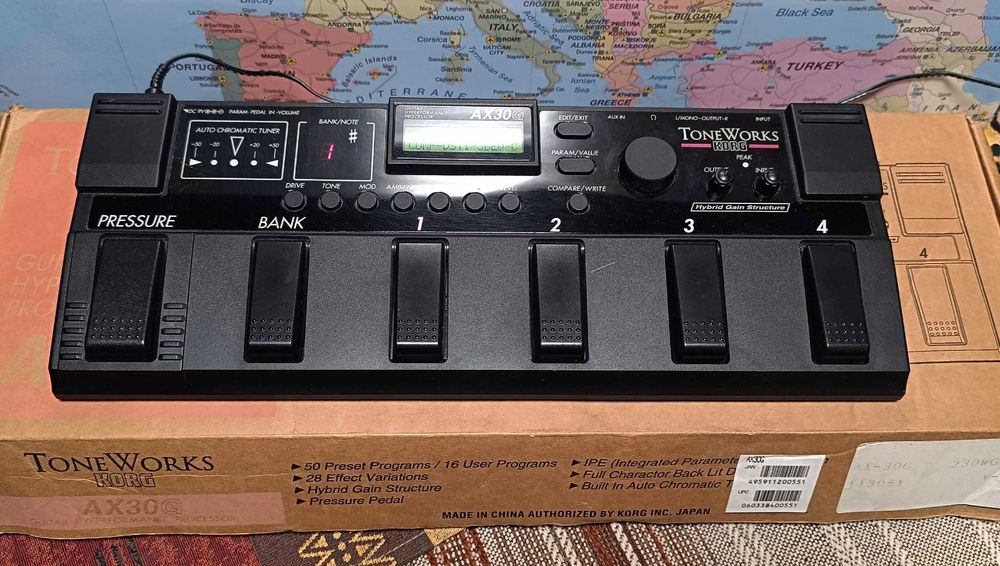 Procesor multiefect Korg AX30G (pentru chitară electrică )