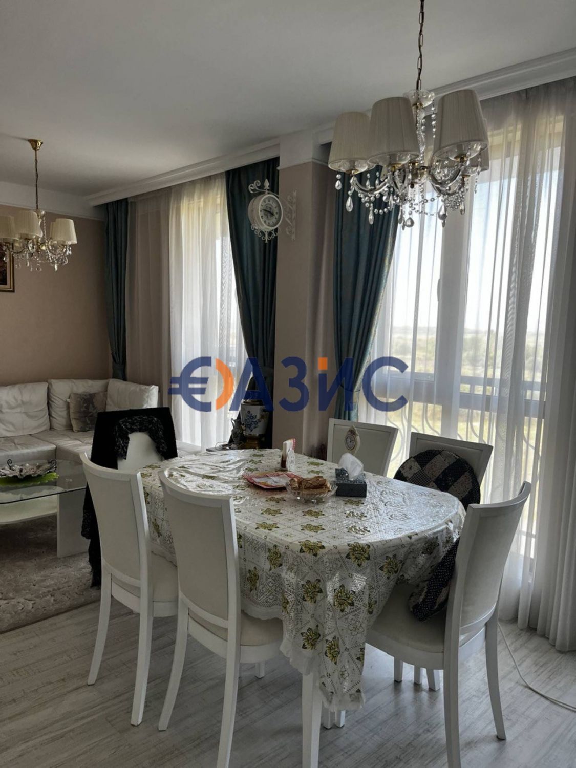 # 33403150 Тристаен апартамент в комплекс Хармони суит 9. ет: 5\ \ 6,