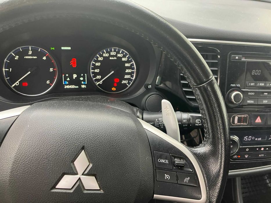 Mitsubishi Outlander, 4x4, 2,2 diesel, August 2015