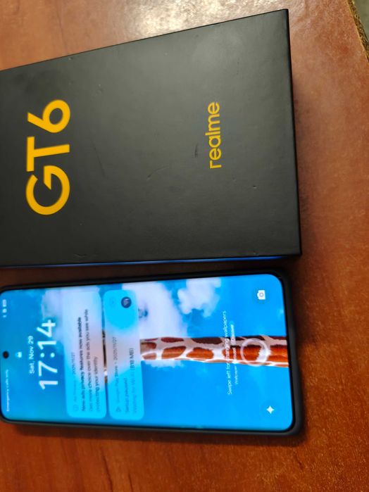 Vand/schimb Realme GT6