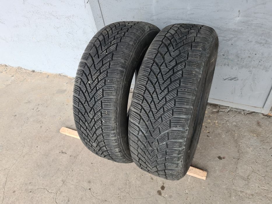 2 бр. зимни гуми 215/65/15 Continental 8 mm DOT 2613