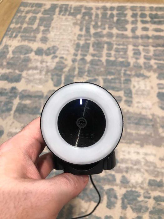 Продам веб-камеру(стримерскую) Razer Kiyo